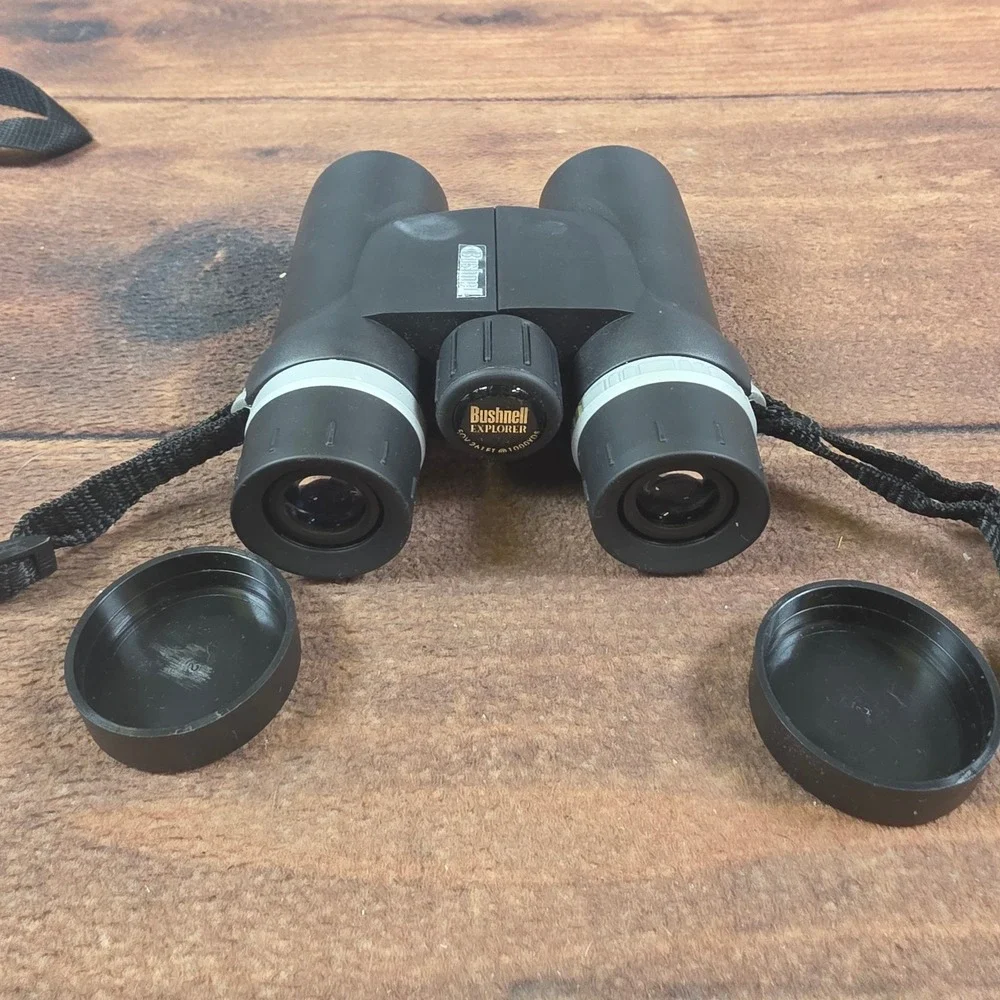 Bushnell Explorer Binoculars 10x28 Black Good Compact 261ft FOV Case Strap